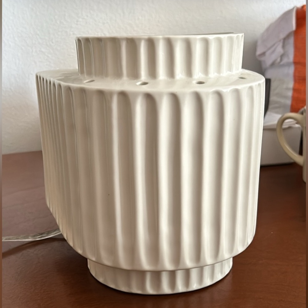 UO Ceramic Sconce